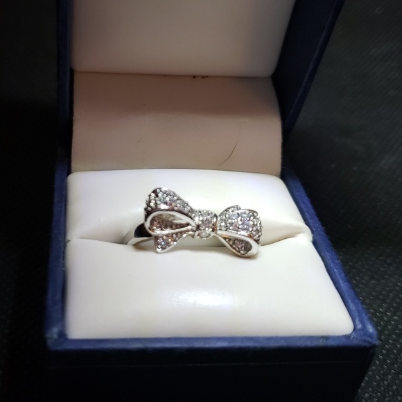 Bow ring - Picture 2 of 4